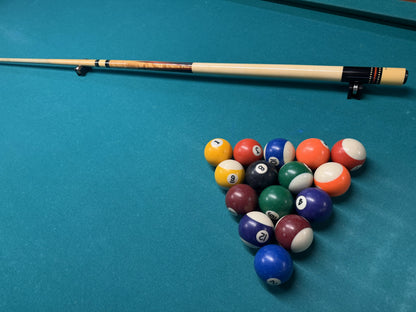 Billiards Cue Roller – Cue Straightness Checker & Display Stand