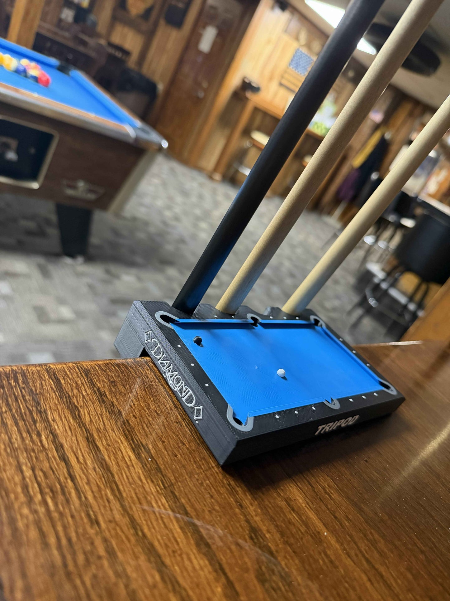 Pool Cue Claw - Four Slot