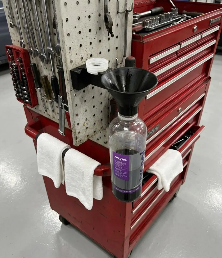 Bottle & Funnel Wall Mount