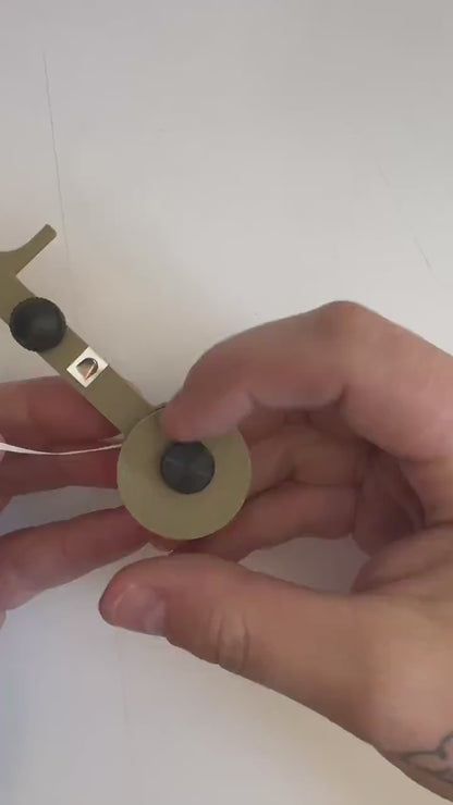 Reusable Floss Stick – Holds Full Roll of Floss | Eco-Friendly & Refillable Design